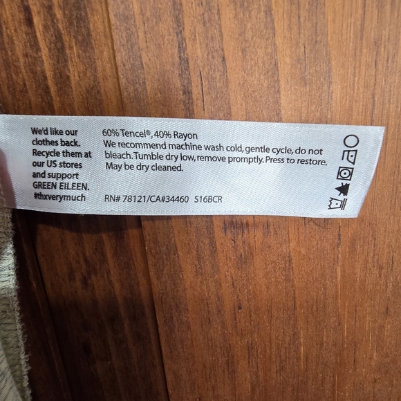 Eileen Fisher Ecru Broken Chevron Pattern Wide Crop Pants - Medium - Picture 6 of 11